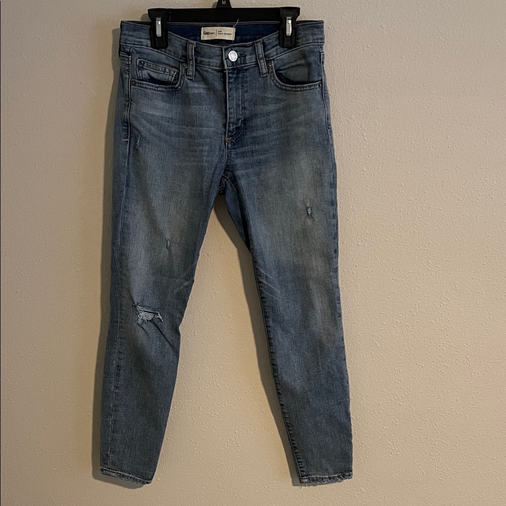 GAP Women's Skinny Jeans in Light Blue Size 28R